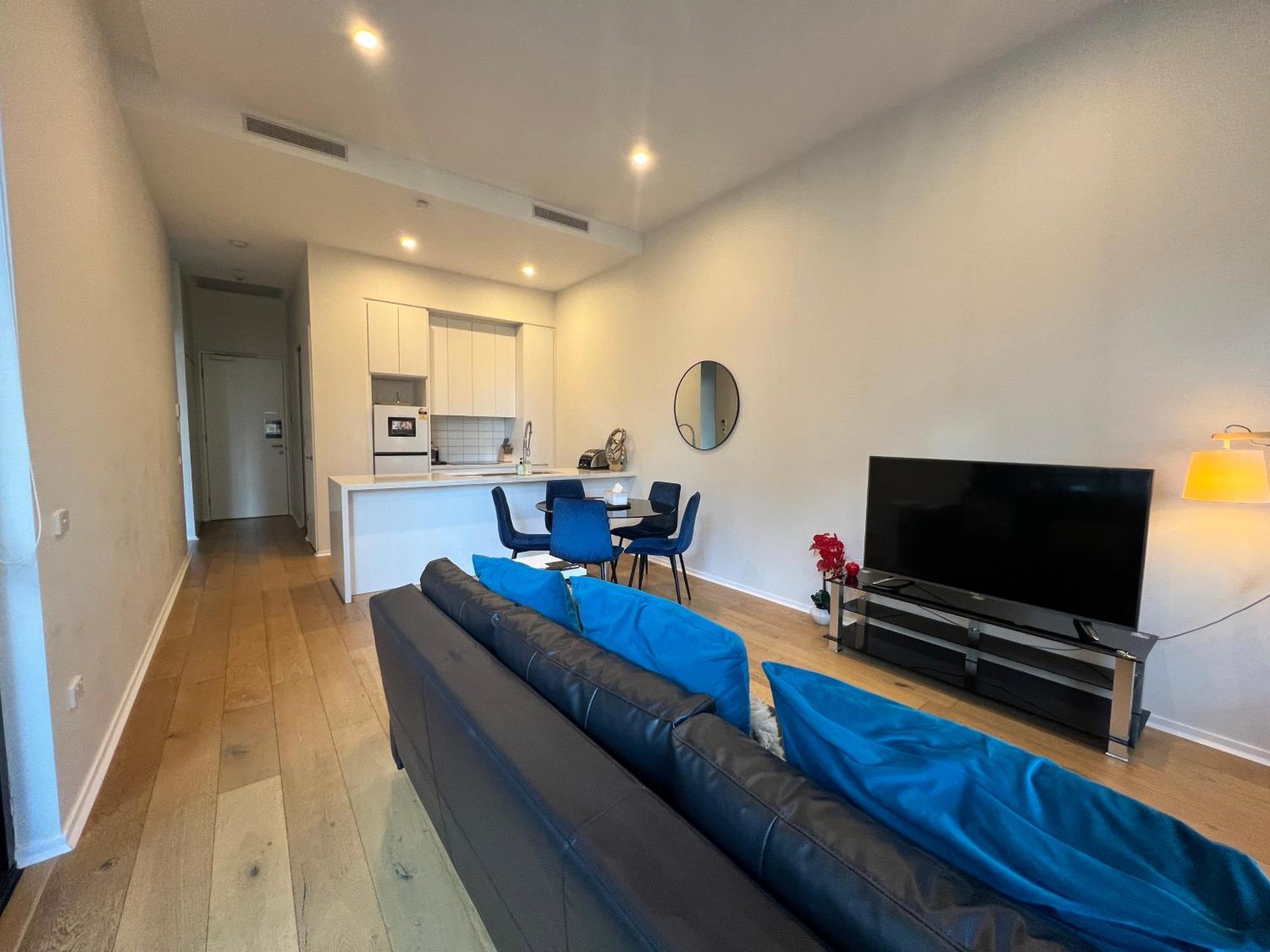Luxe 2Br Executive Apartment Kingston Pool Parking Wifi Bbq Wine Exterior photo